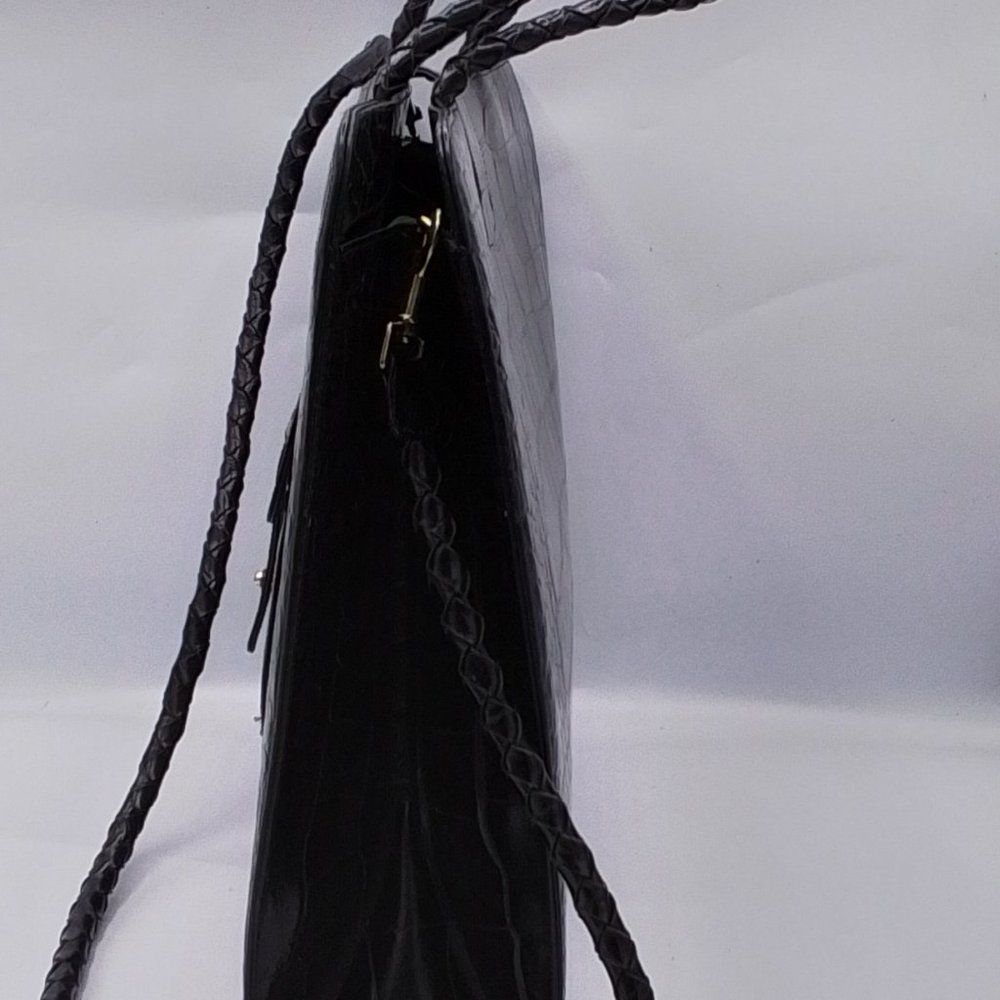 Beth Levine - image 5